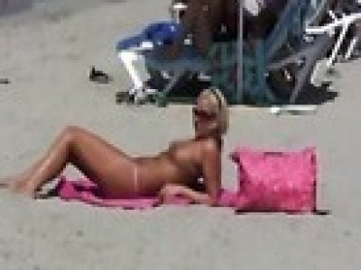 Sexy Blonde Chick Gets Fucked On Beach