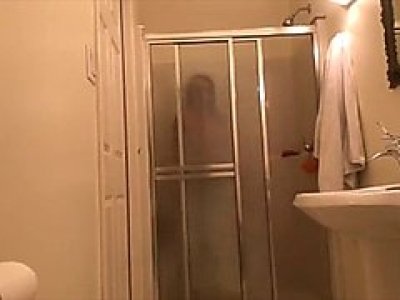 Hot young girl recorded in the bathroom 2