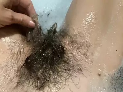 Hairy pussy underwater hairy fetish video