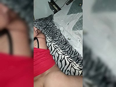 Latina Throws Ass on the Penis after Sucking