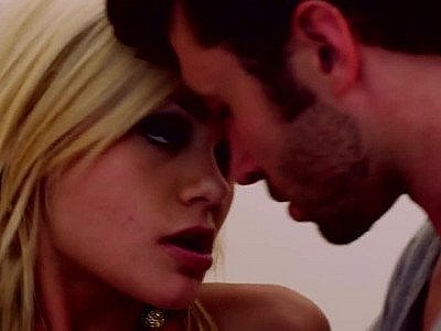 Fake Tits Riley Steele massaged and fucked