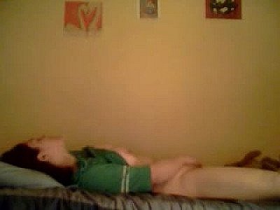 Girlfriend Rubbing Snatch Down