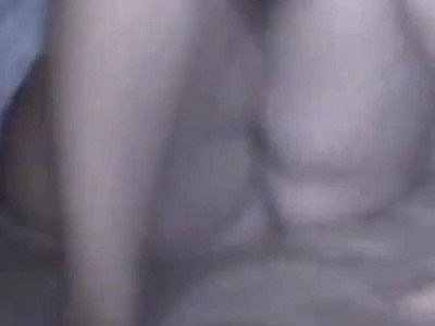 Milf play with cunt (no mast)