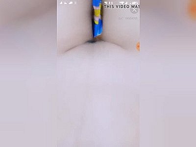 Mlive girl teasing with roll-on