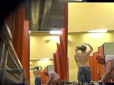 Spy on real whores take shower