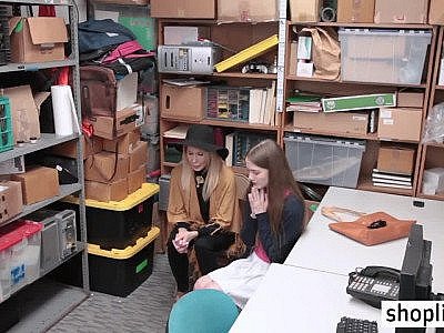 Bad cop screws a young girl and her perverted blonde stepmom HD