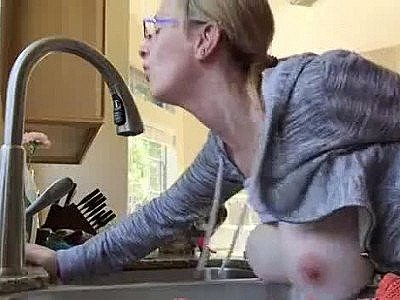 Huge breasted bride fucked in the kitchen while cooking lunch