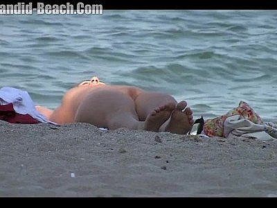 Amazing hot Shaved Pussy Girls Showing off At Nudist Beach