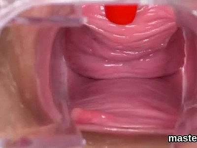 Hot czech young girl stretches her soft snatch to the pe