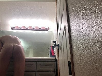 Roommate with excellent ass caught spy cam in bathroom