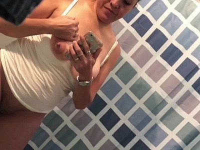 Caught my momma while masturbating to her lover on video call